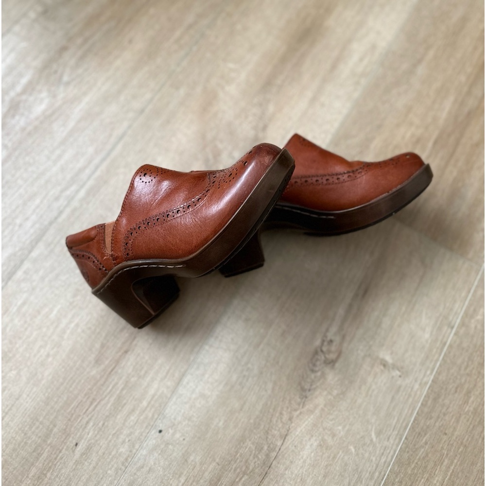 Ariat Bradford Leather Wingtip Style Platform | Clog Bootie | 7.5 b - Picture 11 of 11